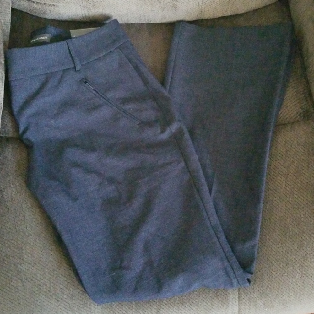 •Nwts• ☆•Blue Van Heusen Pants•☆